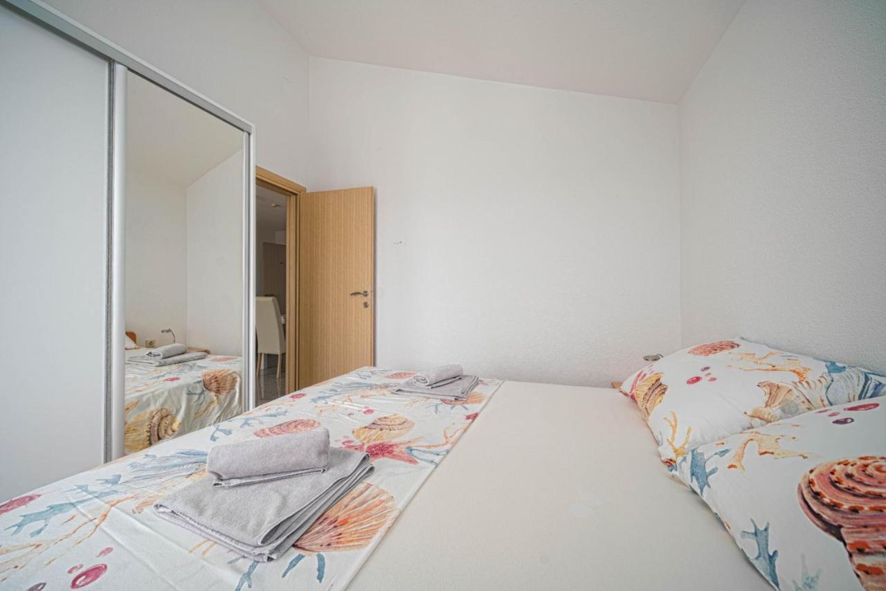 Apartments Miskovic Vodice Exterior foto