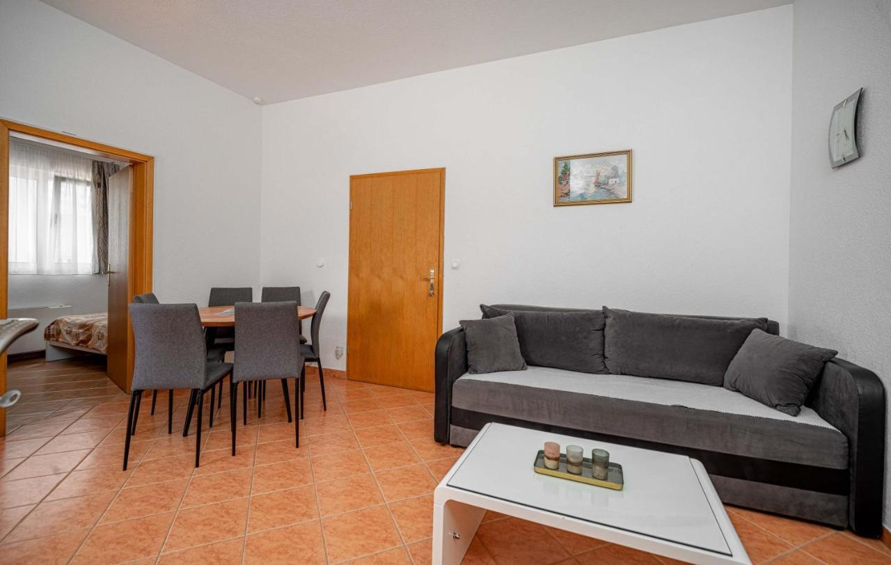 Apartments Miskovic Vodice Exterior foto